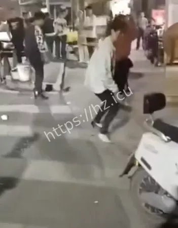 原配大战小三
