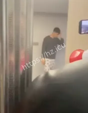 亲朋好友围观