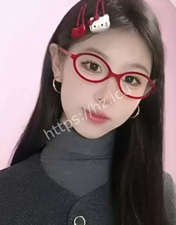 杨依诺