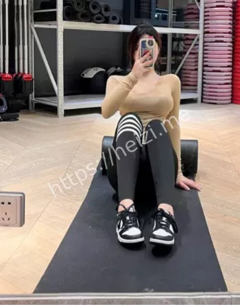 完美梨形身材