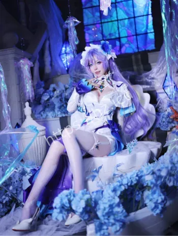 抖音走路摇zly