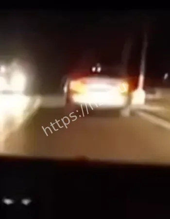 半路见鬼