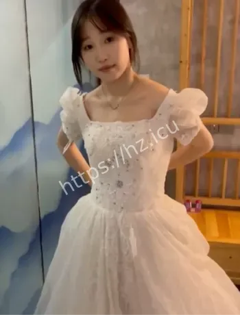 老师陪酒视频