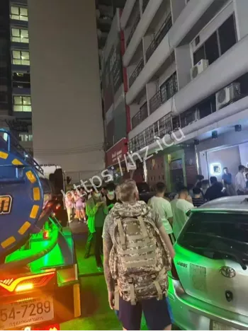 排队三条街