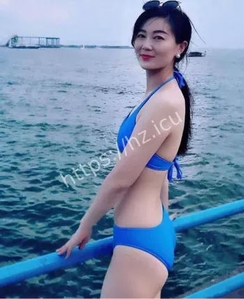 双男轮流玩弄