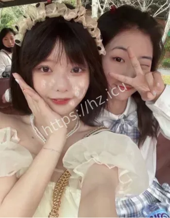 清纯女大学生