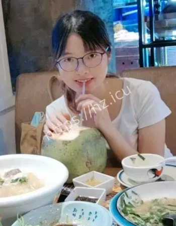 为金钱卖肉