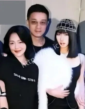 大S出殡照