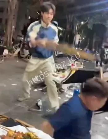 隔座大哥