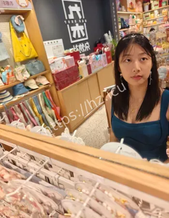 纯欲姐姐