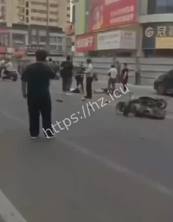 男子开零跑T03