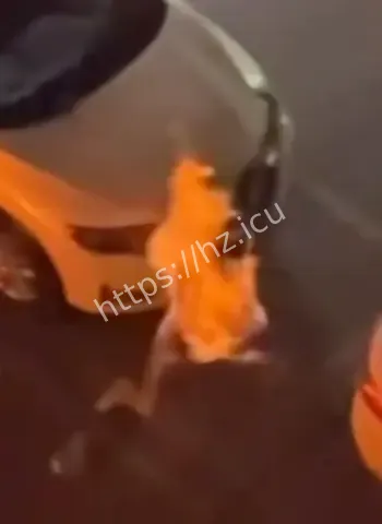 深夜煤气爆炸