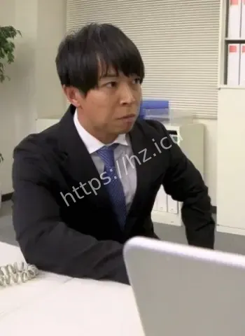 山岸逢花