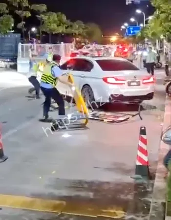 暴力闯卡点