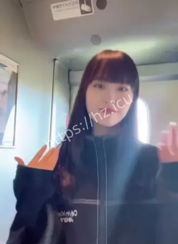 与男友甜蜜互动视频泄露