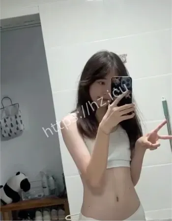 吕静雯酒店亲密互动