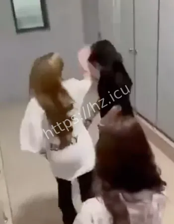 脱衣视频流出