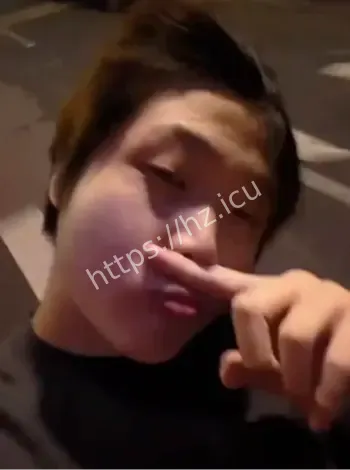 精神小伙赵俊逸