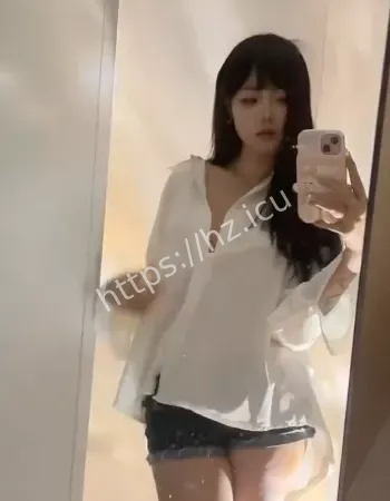 湿身沐浴诱惑金主