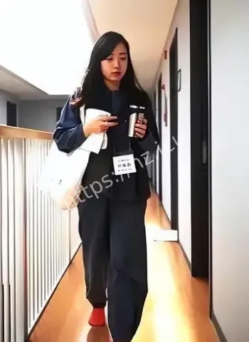 7名女子轮流陪睡