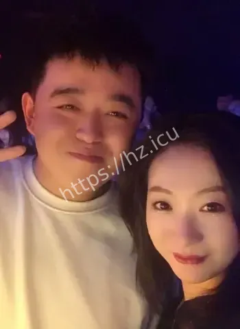被胡楠直播怒曝